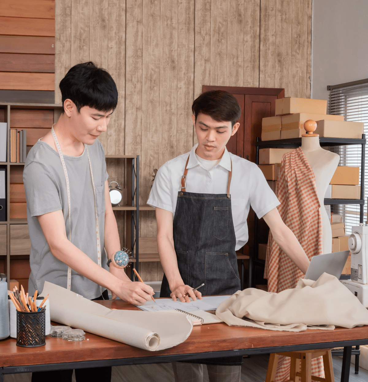 Thường thì việc bán hàng cho nhóm khách hàng quen thuộc sẽ giúp người bán dễ