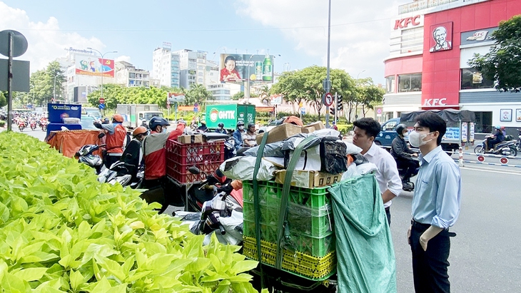 Hàng Việt giá trị nhỏ, doanh số lớn trên sàn quốc tế - Ảnh 2.